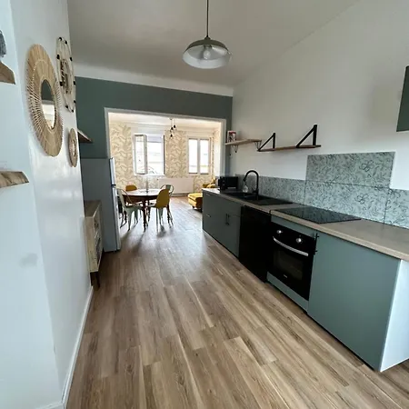 Calme, Spacieux Et Chic En Centre ! Calais